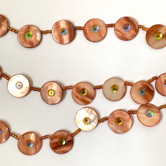 pink tan pearly disc beads 3 strand necklace with iridescent sequins boho chic - Picture 5 of 17